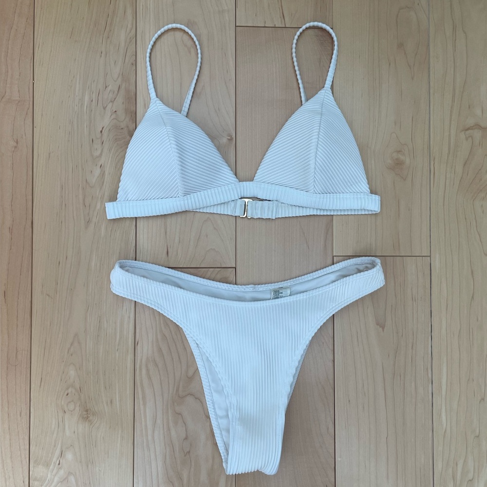 Women’s Hollister Ribbed Bikini - Triangle Top + Cheeky High-leg Bottom